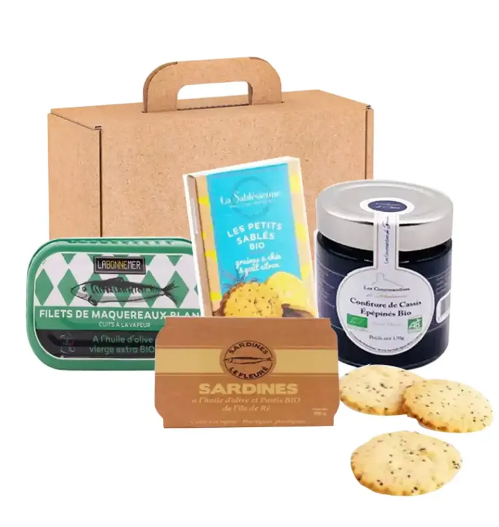 Coastal Gourmet & Sweet Gift Hamper